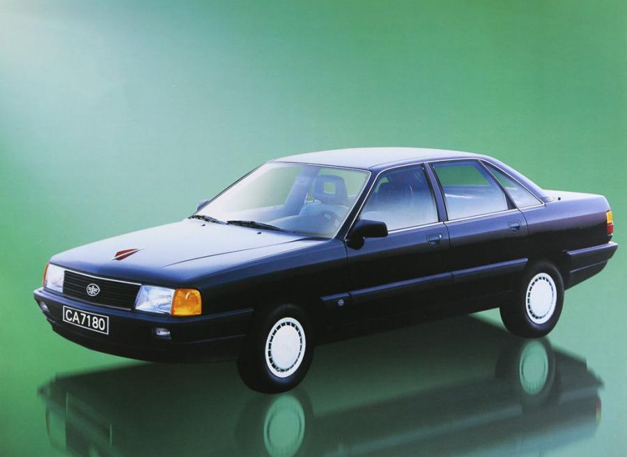  Xiao HongQi (CA7180) 1995 года  (фото 1 из 3)